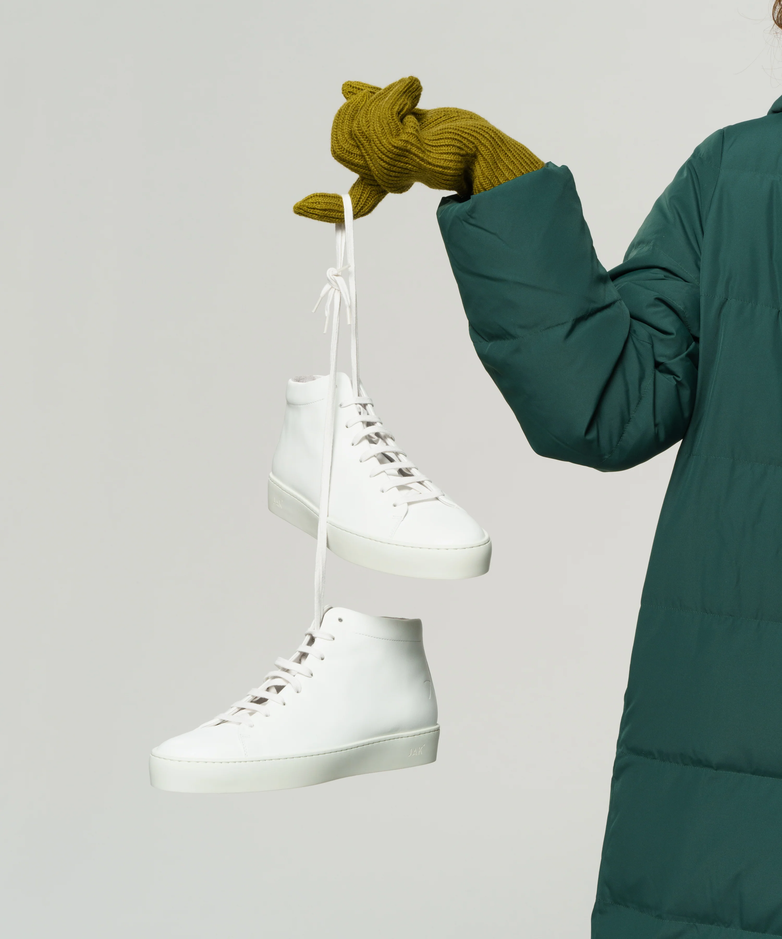 Royal Hi White - Image 9