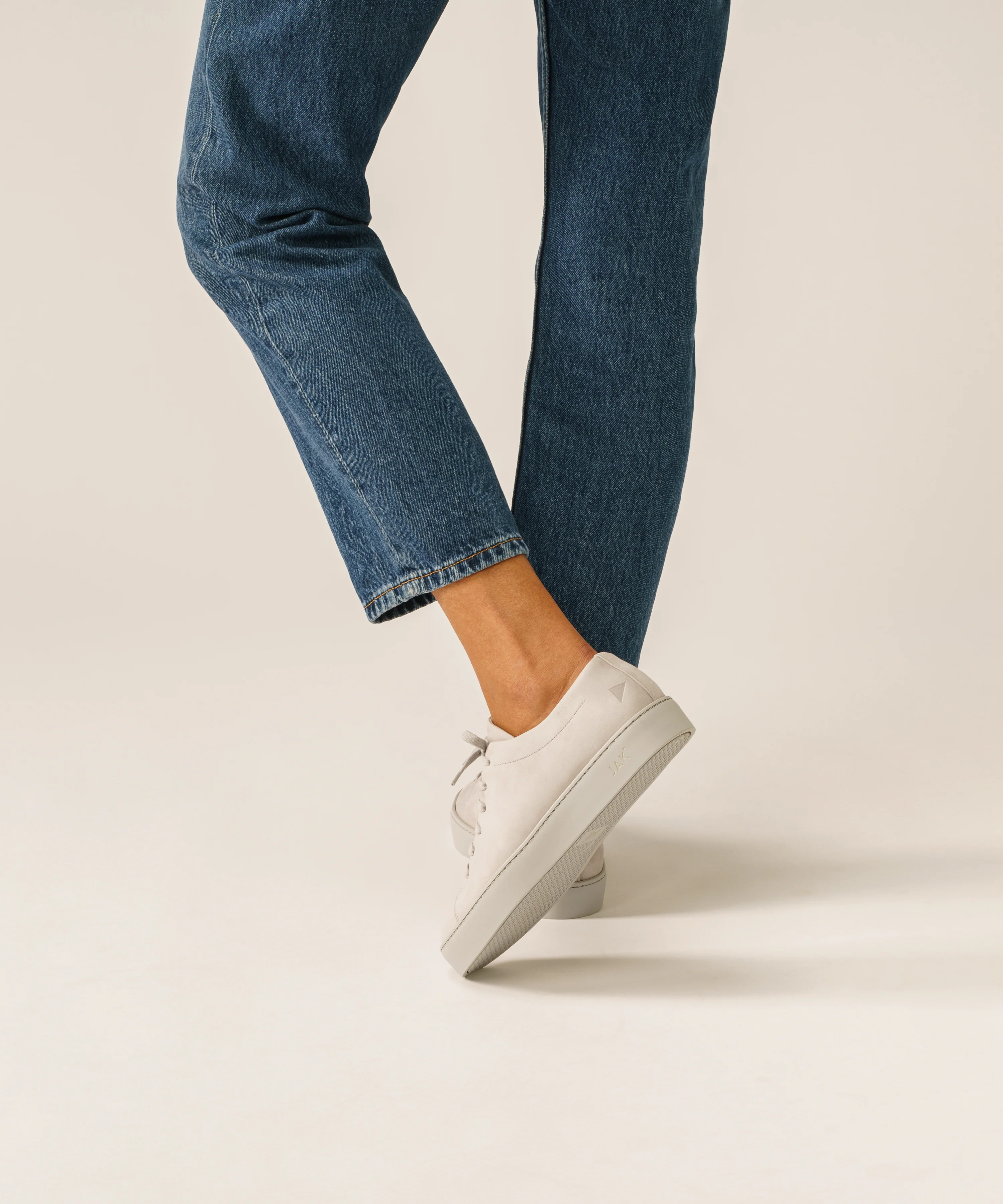 Royal Nubuck Light Grey - Image 7